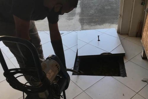 Desentupimento de Rede de Esgoto